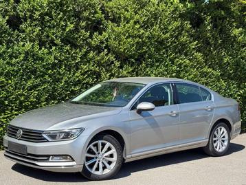 Volkswagen Passat 1.6 CR TDi DSG+NAVI+VIRTUAL+CAMERA+JANTES+ beschikbaar voor biedingen