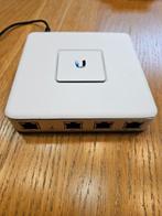 Ubiquiti Unifi Security Gateway (USG), Computers en Software, Routers en Modems, Router, Ubiquiti, Zo goed als nieuw, Ophalen