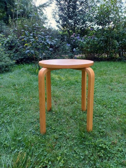 Vintage Frosta krukje, Huis en Inrichting, Krukjes, Hout, Ophalen