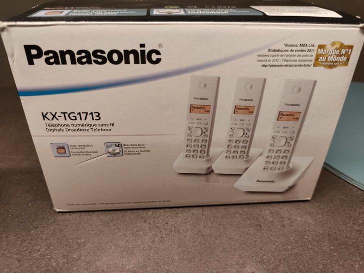 Panasonic KX-TG1713 draadloze telefoon – 3 handsets – werkt, Télécoms, Téléphones fixes | Combinés & sans fil, 1 combiné, Enlèvement