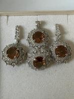 Prachtige zilveren setje met kleurveranderende zultanite, Bijoux, Sacs & Beauté, Boucles d'oreilles, Avec pierre précieuse, Argent