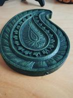 Platte steun Paisley Shape/Patinated Green Drop 20 cm, Antiek en Kunst, Antiek | Schalen, Ophalen of Verzenden