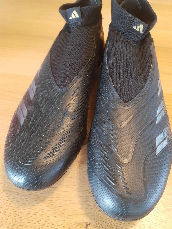 voetbalschoenen adidas predator league verterloos maat 46, Sport en Fitness, Voetbal, Zo goed als nieuw, Schoenen, Ophalen of Verzenden