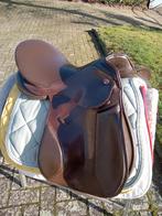 veelzijdig ,springgericht zadel kieffer ALS NIEUW ;showroom, Dieren en Toebehoren, Ophalen of Verzenden, Dressuur