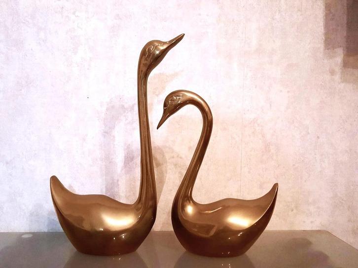 Prachtige oude koperen beelden van een koppel zwanen, Antiek en Kunst, Antiek | Brons en Koper, Koper, Ophalen