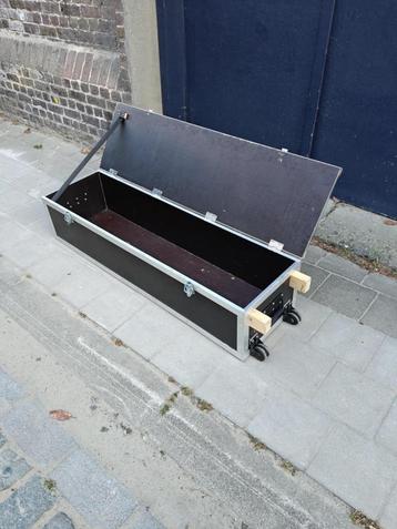 Flightcase beschikbaar voor biedingen