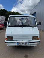 Nissan Trade *TIPPER/BENNE* (bj 1990), Achterwielaandrijving, Gebruikt, Wit, Bedrijf