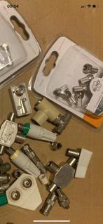 Tv splitters, Audio, Tv en Foto, Schotelantennes, Ophalen, Zo goed als nieuw, (Schotel)antenne