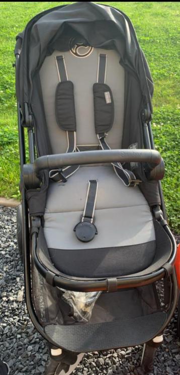 Poussette Cybex Balios M avec Siège auto bébé Cloud size disponible aux enchères