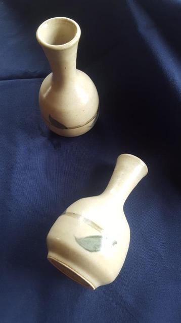 decoratieve handgeschilderde vaasjes nieuwe prijs!!! beschikbaar voor biedingen