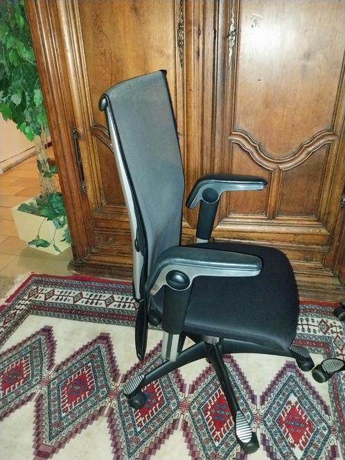 Hag 9221 inspiration ergonomische stoel, Zakelijke goederen, Kantoor en Winkelinrichting | Kantoormeubilair en Inrichting, Stoel