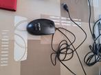 muis logitech met draad, Computers en Software, Muizen, Rechtshandig, Muis, Ophalen of Verzenden, Zo goed als nieuw