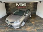 Toyota Auris 1.8i HSD * CAMERA * NAV * CLIM * 1ER PRO * GARA, Auto's, Toyota, Euro 5, Stof, Gebruikt, Zwart