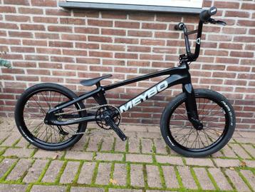 Meybo HSX Carbon Pro 22.5 met Snipers beschikbaar voor biedingen