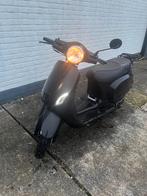 AGM VX50, Vespa-model, - A klasse scooter (zonder rijbewijs), Fietsen en Brommers, Overige merken, Gebruikt, Ophalen of Verzenden