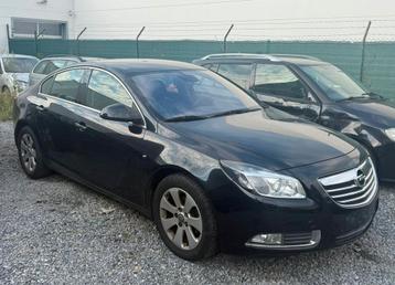 voiture Opel insignia beschikbaar voor biedingen