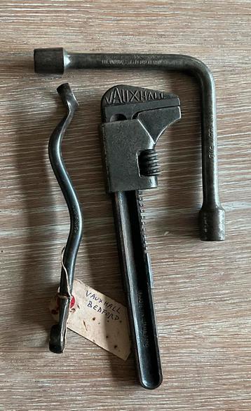VAUXHALL BEDFORD oldtimer boordgereedschap beschikbaar voor biedingen