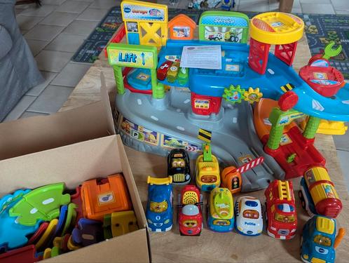 Vtech toet toet auto's garage met auto's en baan, Kinderen en Baby's, Speelgoed | Vtech, Zo goed als nieuw, 2 tot 4 jaar, Ophalen
