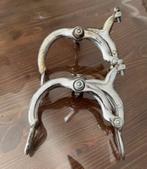 Le lot de deux anciens étriers lam 66-86, Enlèvement ou Envoi, Comme neuf