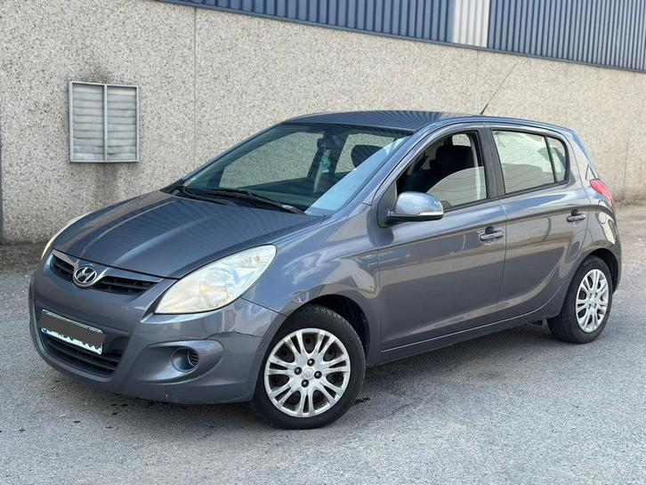 Hyundai i20 1.4 CRDi Comfort 2011* 293.000Km’s! EURO 5, Auto's, Hyundai, Bedrijf, Te koop, i20, Diesel, Euro 5, Berline, 5 deurs