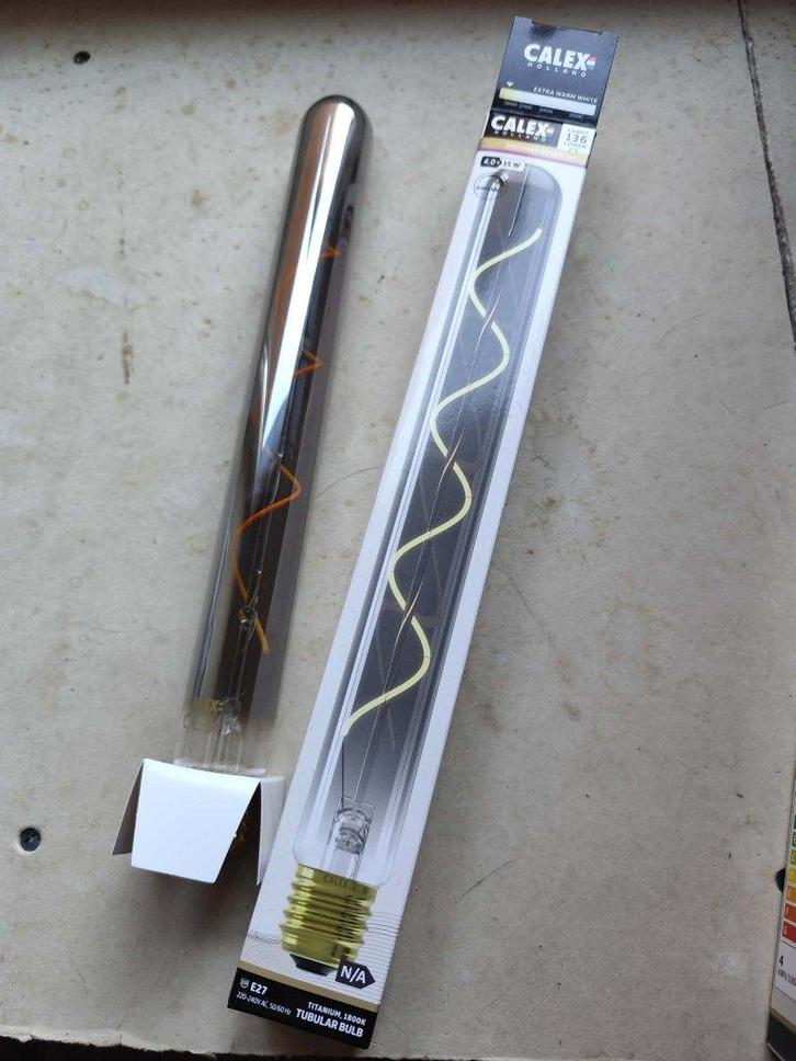 Ampoule decorative Longue 30cm, Maison & Meubles, Lampes | Lampes en vrac, Neuf, Ampoule, Moins de 30 watts, E27 (grand), Enlèvement ou Envoi