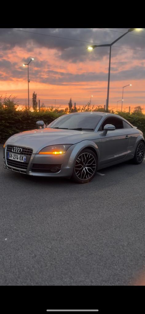 249000 km, Autos, Audi, Particulier, TT, Caméra de recul, Essence, Euro 2, Coupé, 2 portes, Boîte manuelle, Autres couleurs, Noir