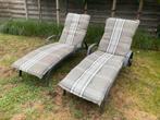 2 Tuinbedden / ligbedden, met kussens en wielen, Ophalen, Gebruikt, Aluminium, Verrijdbaar