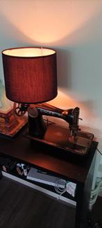 Lampe industrielle ancienne machine à coudre singer, Antiquités & Art, Antiquités | Machines à coudre, Enlèvement ou Envoi