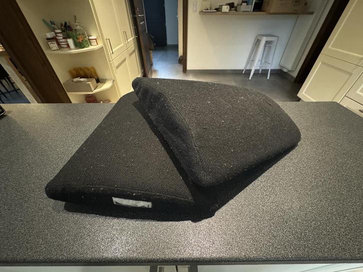 Coussin lombaire ergonomique ERGOZEN, Maison & Meubles, Accessoires pour la Maison | Coussins, Comme neuf, Noir, Rectangulaire