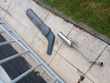 Piaggio ciao uitlaat en zijkap beschikbaar voor biedingen