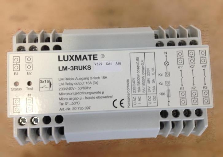 luxmate Zumtobel LM-3ruks, Bricolage & Construction, Électricité & Câbles, Utilisé, Envoi