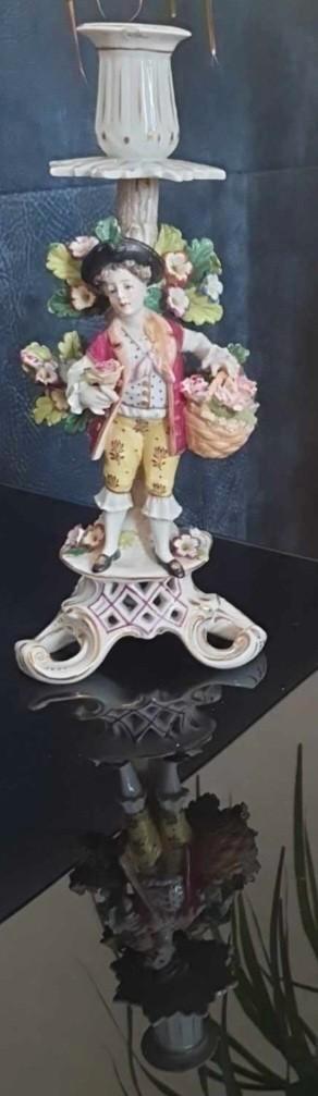 Antieke. HÖCHST kandelaar. Uit jaren 1750- 1776. beschikbaar voor biedingen