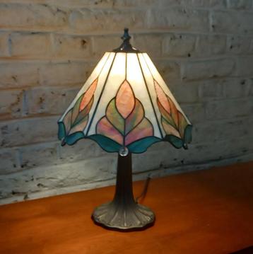 Lampe vintage Style Tiffany Bronze Verre antiquité  beschikbaar voor biedingen