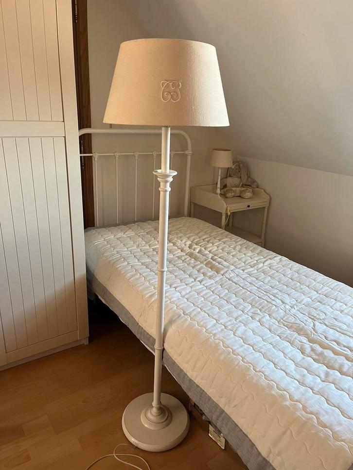 Staanlamp theophile& patachou beige linnen lampenkap, Huis en Inrichting, Lampen | Vloerlampen, Zo goed als nieuw, Ophalen