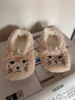 Chaussons pointure 38 en très bon état, Kinderen en Baby's, Babykleding | Schoentjes en Sokjes, Ophalen of Verzenden, Zo goed als nieuw