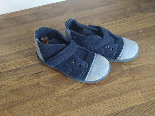 Pantoffels maat 26., Kinderen en Baby's, Kinderkleding | Schoenen en Sokken, Gebruikt, Schoenen, Jongen, Ophalen of Verzenden