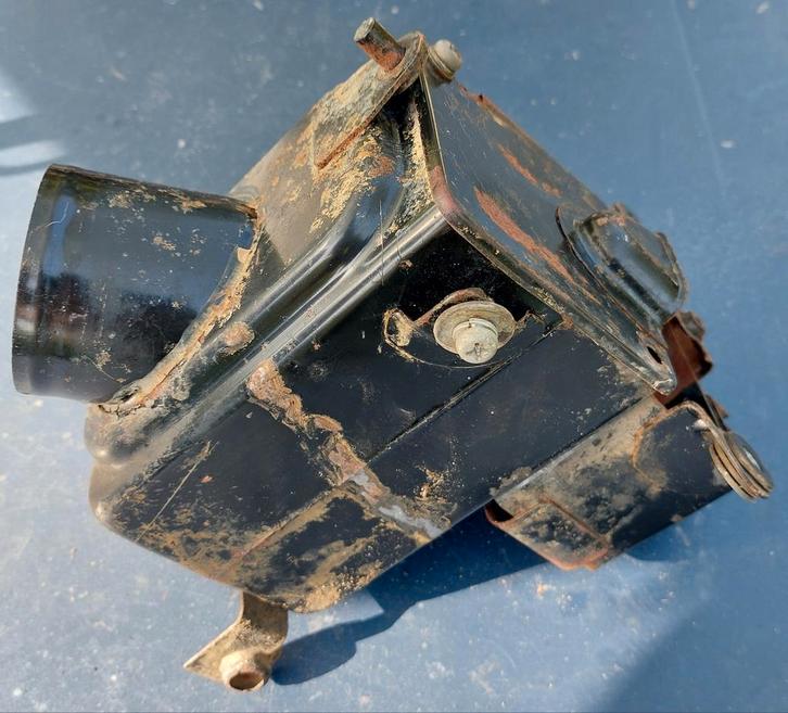 Kawasaki KE 125 1977-1981 airbox, Motoren, Onderdelen | Kawasaki, Gebruikt, Ophalen of Verzenden
