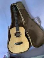 Taylor Gitaar Model BT1 - gesigneerd door Shawn Mendes, Musique & Instruments, Instruments à corde | Guitares | Acoustiques, Enlèvement ou Envoi