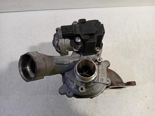 TURBO Volkswagen Passat (3G2) (01-2014/-) (04E145721C), Auto-onderdelen, Motor en Toebehoren, Volkswagen, Gebruikt