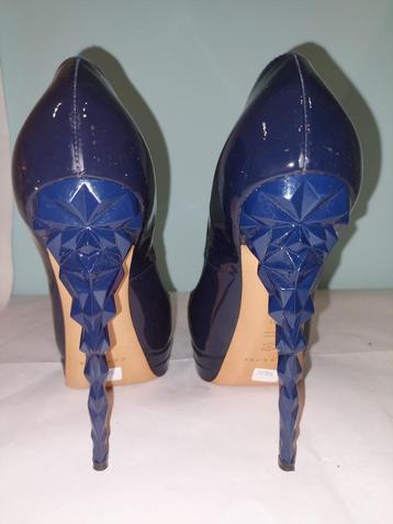 582C* Casadei - sexy blauwe pumps van volledig leer (39) beschikbaar voor biedingen