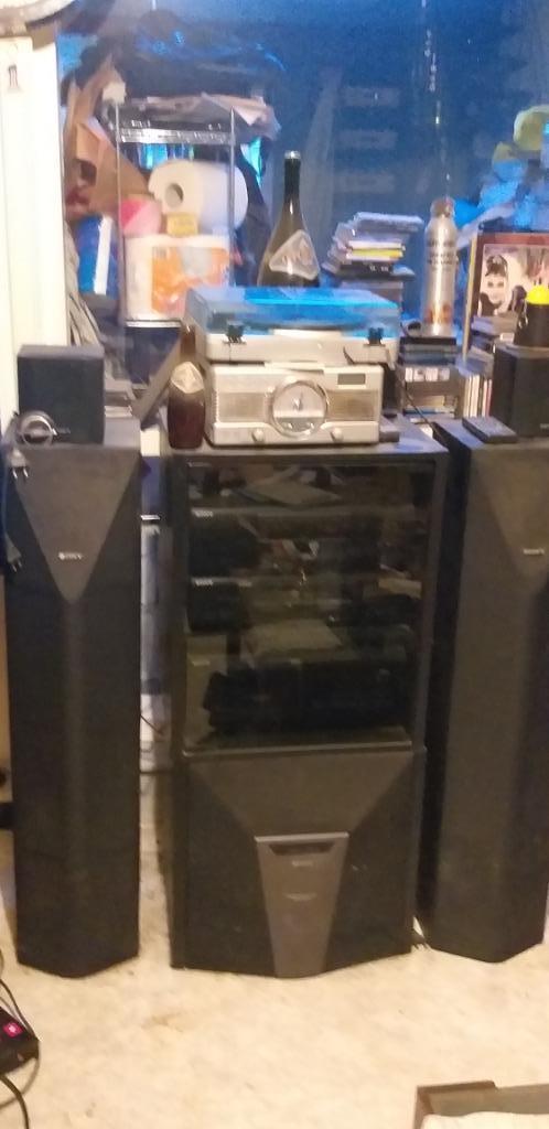 Stereoketen in meubel Sony met 5 boxen plus subwoofer, Audio, Tv en Foto, Stereoketens, Gebruikt, Cassettedeck, Cd-speler, Tuner of Radio