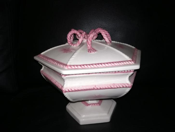 Bobonnière ( koekjesschaal op voet), Antiquités & Art, Antiquités | Céramique & Poterie, Enlèvement