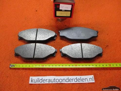 Remblokken voorzijde Toyota Hiace IV Hilux V  VI Nipparts J3, Auto-onderdelen, Remmen en Aandrijving, Toyota, Nieuw, Ophalen of Verzenden