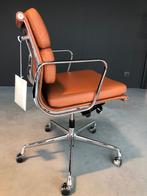 Vitra Soft Pad Chair EA 217, Huis en Inrichting, Nieuw, Ergonomisch, Bureaustoel, Ophalen