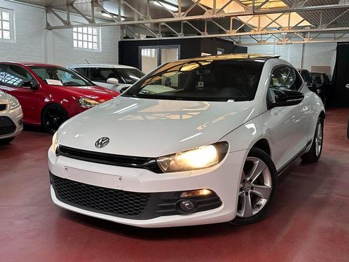 Volkswagen Scirocco benzine • AUTOMAAT •gekeurd voor verkoop, Auto's, Volkswagen, Bedrijf, Te koop, Scirocco, Radio, Benzine, Euro 5