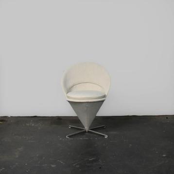 Vitra Cone chair beschikbaar voor biedingen
