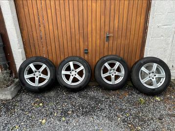 A VENDRE KIT HIVER pneu+jantes beschikbaar voor biedingen
