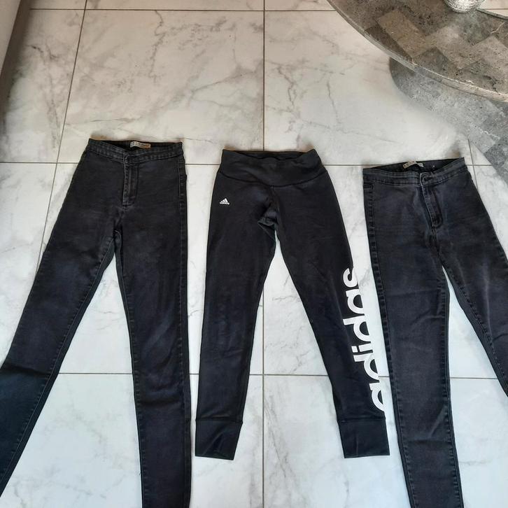 jeans' noir, extensible, plusieurs Jeans', denim co, Adidas, Vêtements | Femmes, Jeans, Comme neuf, W28 - W29 (confection 36)