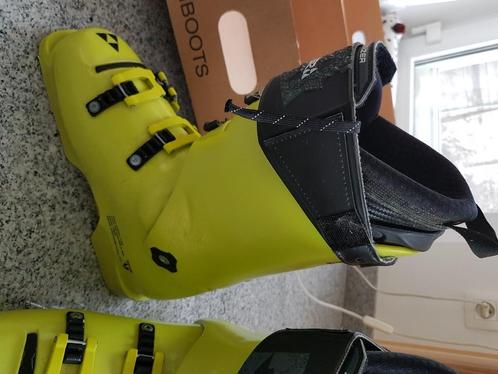 Fischer skibotten vacuüm full fit maat 24,5 of 38 2/3, Sport en Fitness, Skiën en Langlaufen, Zo goed als nieuw, Schoenen, Ski