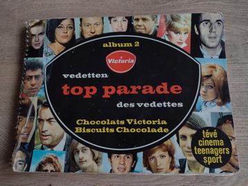 zeldzaam: VICTORIA VEDETTEN TOP PARADE ALBUM 2: 208 PRENTEN  beschikbaar voor biedingen